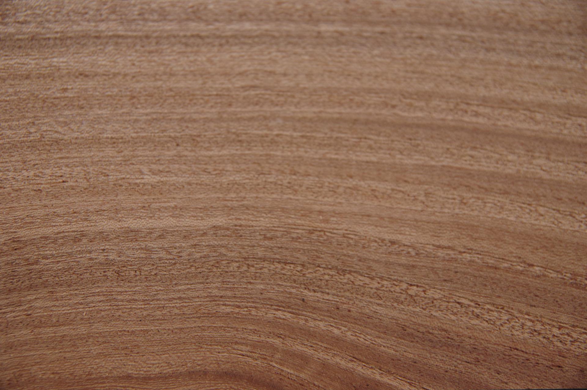 Mahagoni Sapeli -Furnier (2,4mm) - 0,3m² (8Stk. x 40cm x 9,5cm)