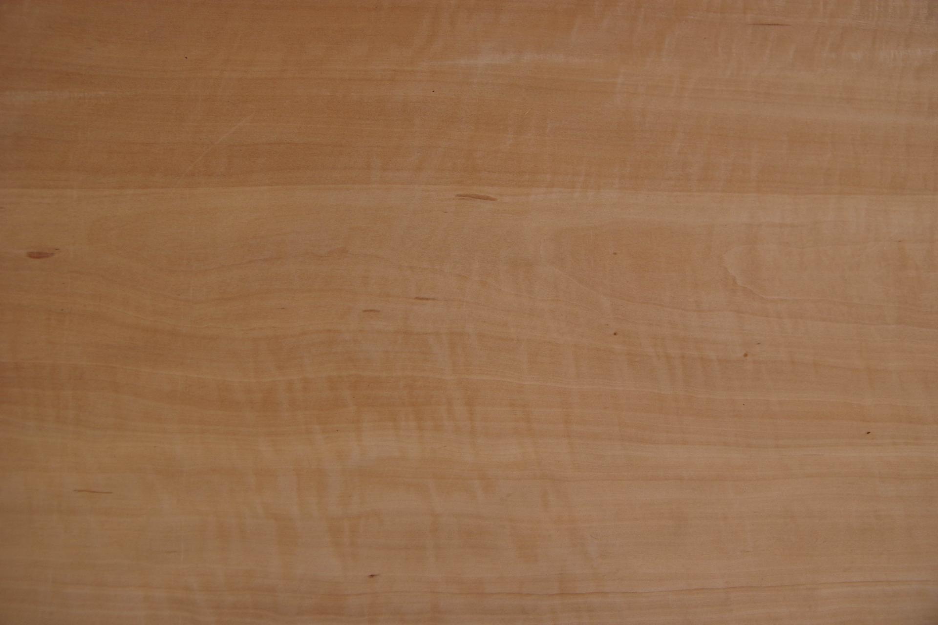 Swiss Pear, - veneer (0,6mm) - 13,68m² (21pcs. x 176cm x 37cm)