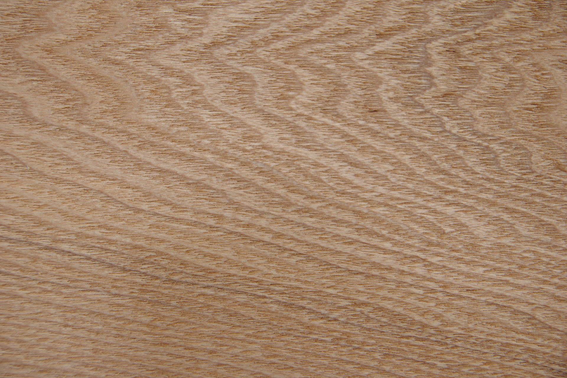 Tamo, - veneer (0,6mm) - 3,24m² (15pcs. x 160cm x 13,5cm)