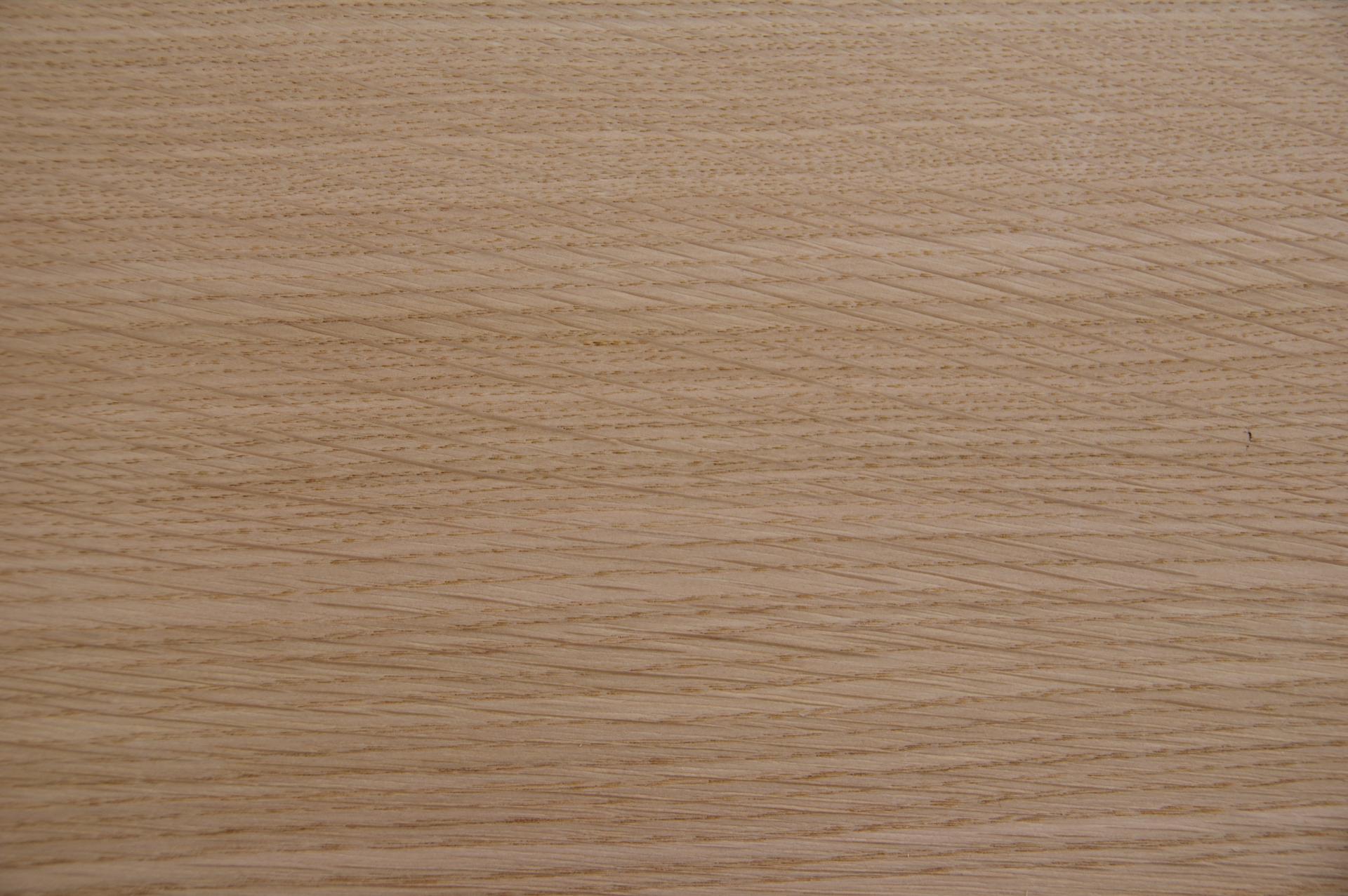 Eiche, europäische -Furnier (2,4mm) - 0,93m² (6Stk. x 89cm x 17,5cm)