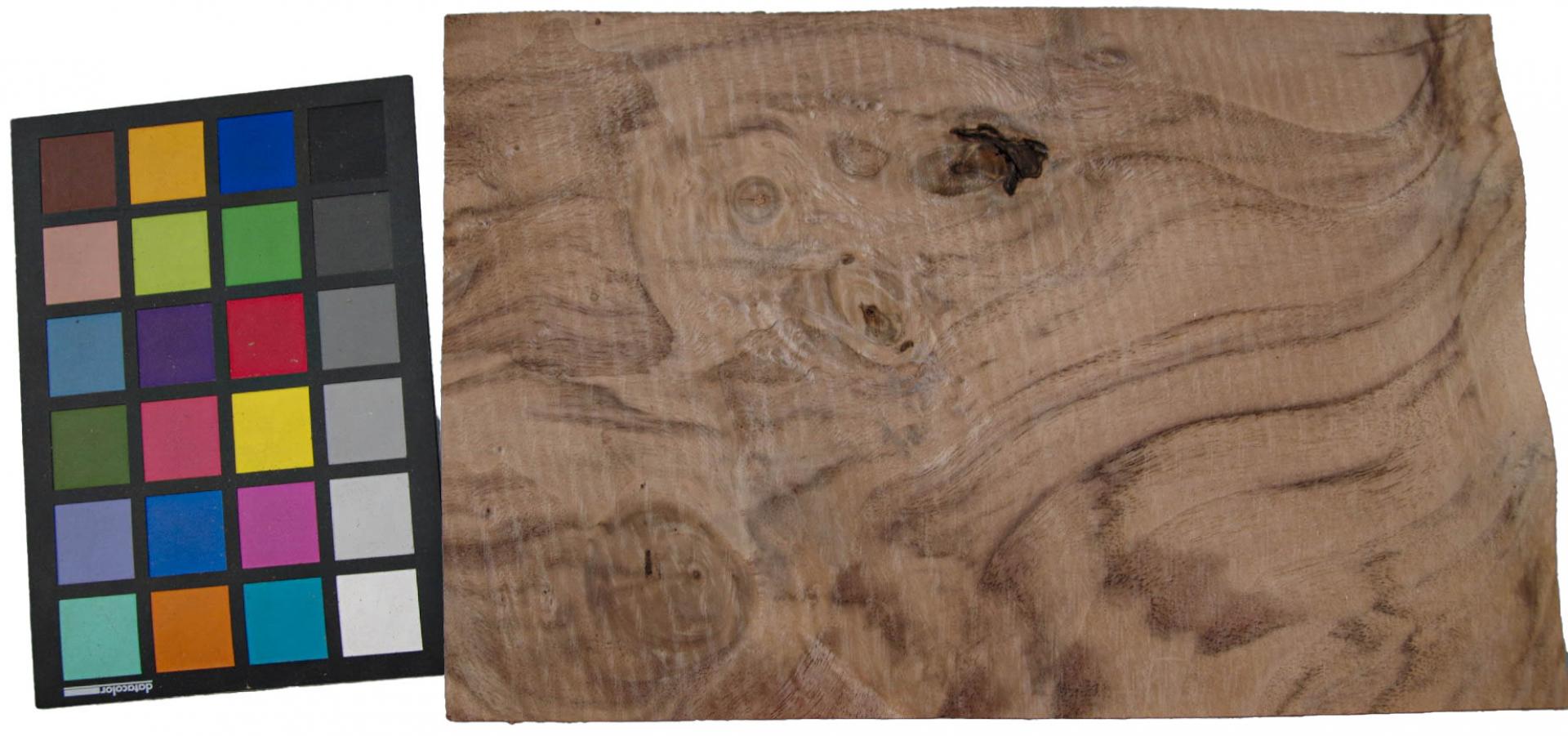 Nussbaum Maser -Furnier (1,4mm) - 0,83m² (12Stk. x 33cm x 21cm)