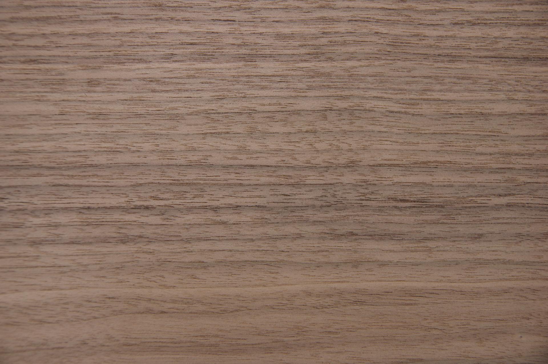 Nussbaum, amerikanischer -Furnier (0,6mm) - 1,13m² (30Stk. x 21cm x 18cm)