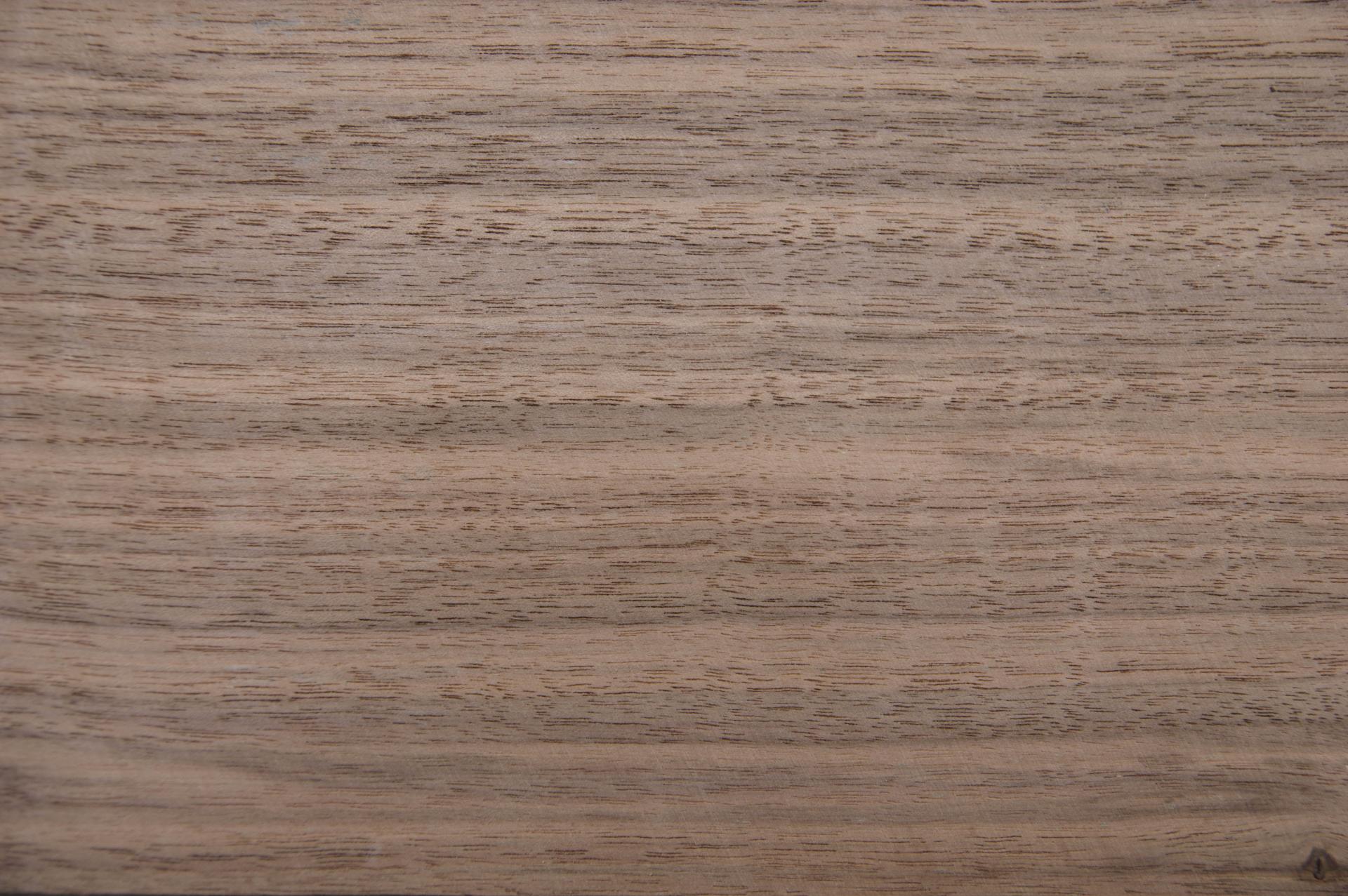 American Black Walnut, - veneer (1,4mm) - 1,1m² (12pcs. x 61cm x 15cm)