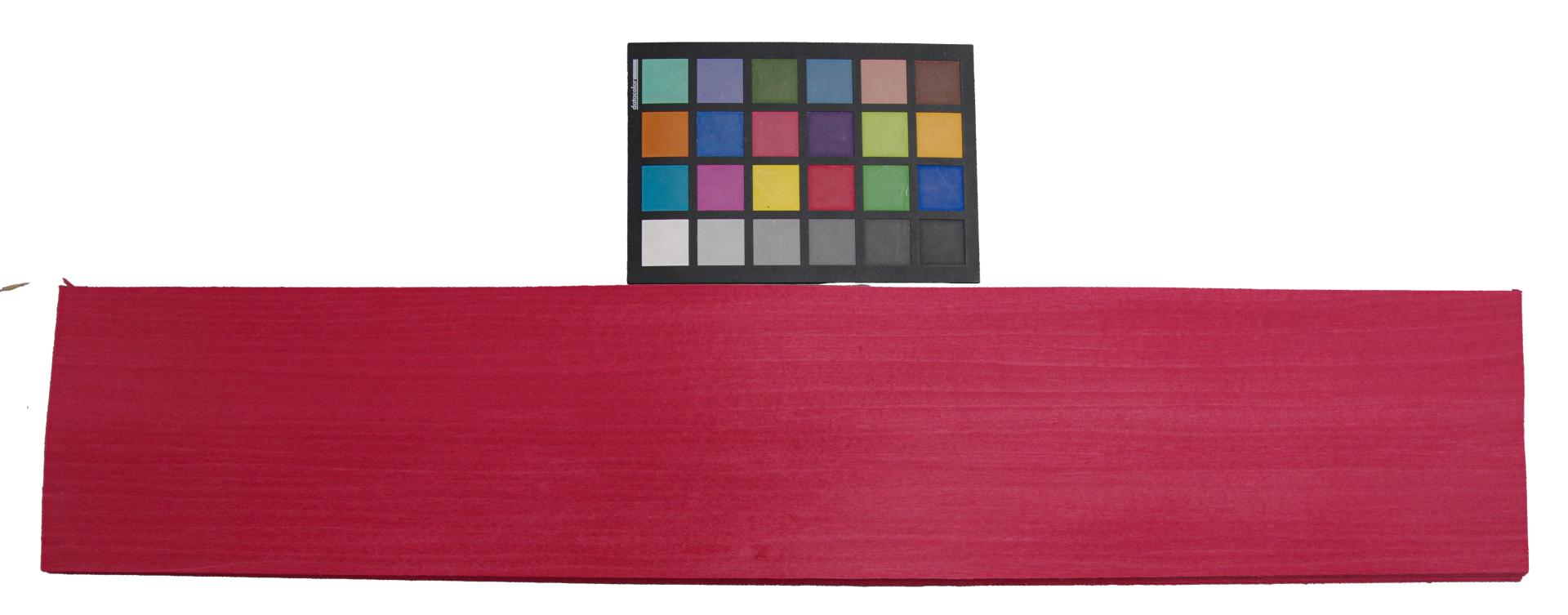 Tulipier, rot gefärbtes -Furnier (0,6mm) - 2,54m² (20Stk. x 82cm x 15,5cm)