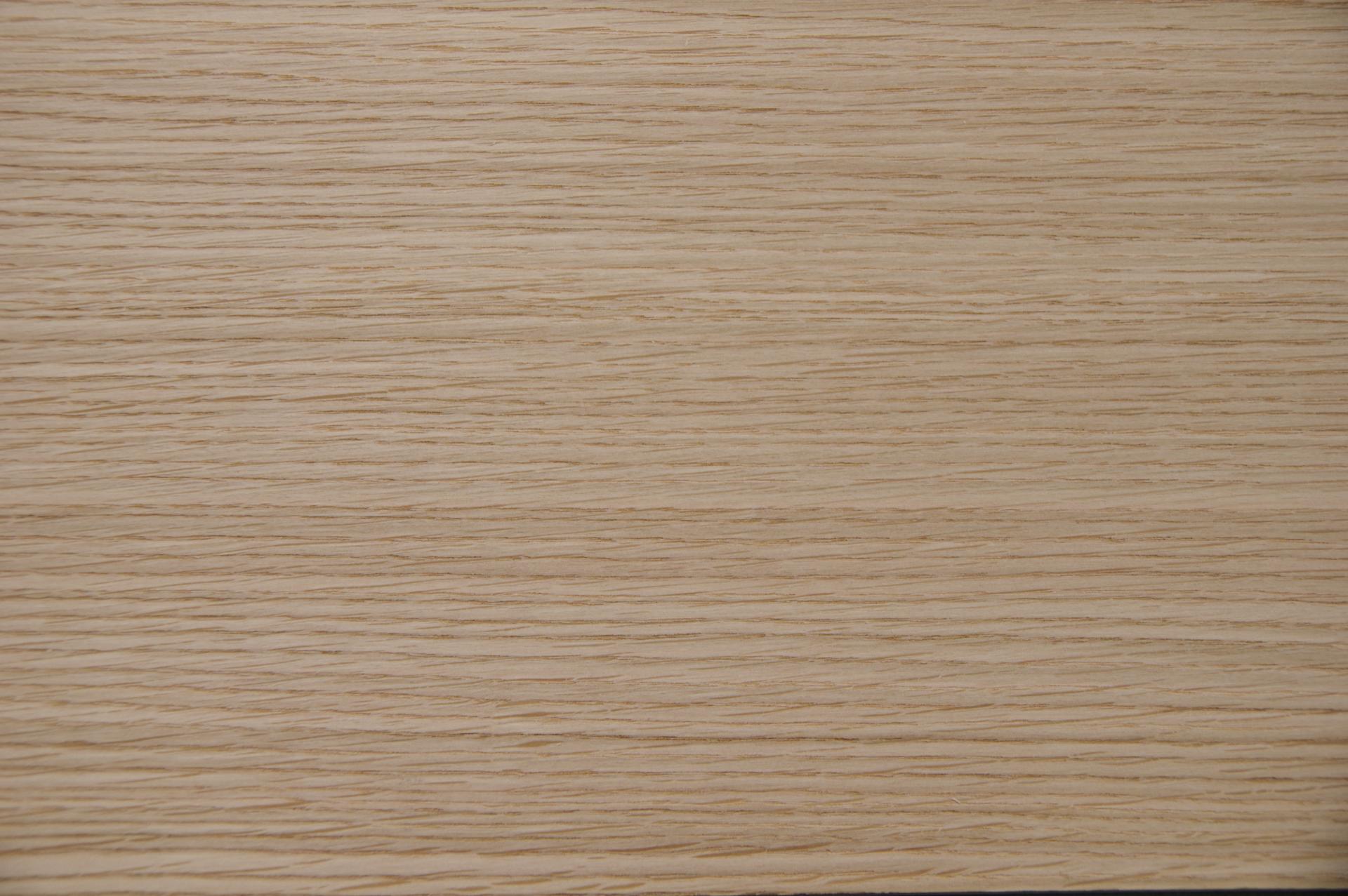 Eiche, europäische -Furnier (0,9mm) - 4,05m² (15Stk. x 120cm x 22,5cm)