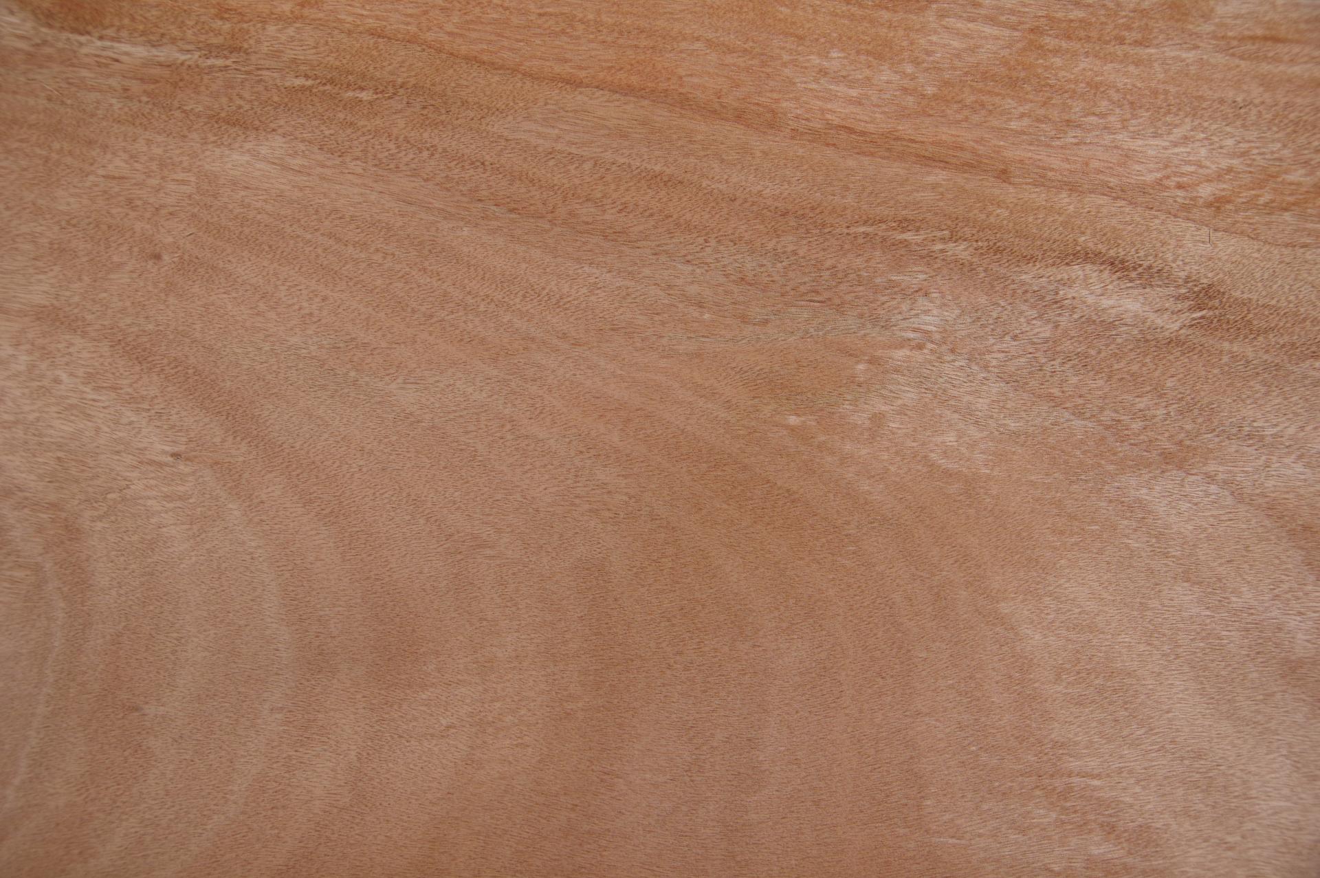 Gabun-Mahagoni, Okoumé -Furnier (0,6mm) - 23,93m² (28Stk. x 259cm x 33cm)