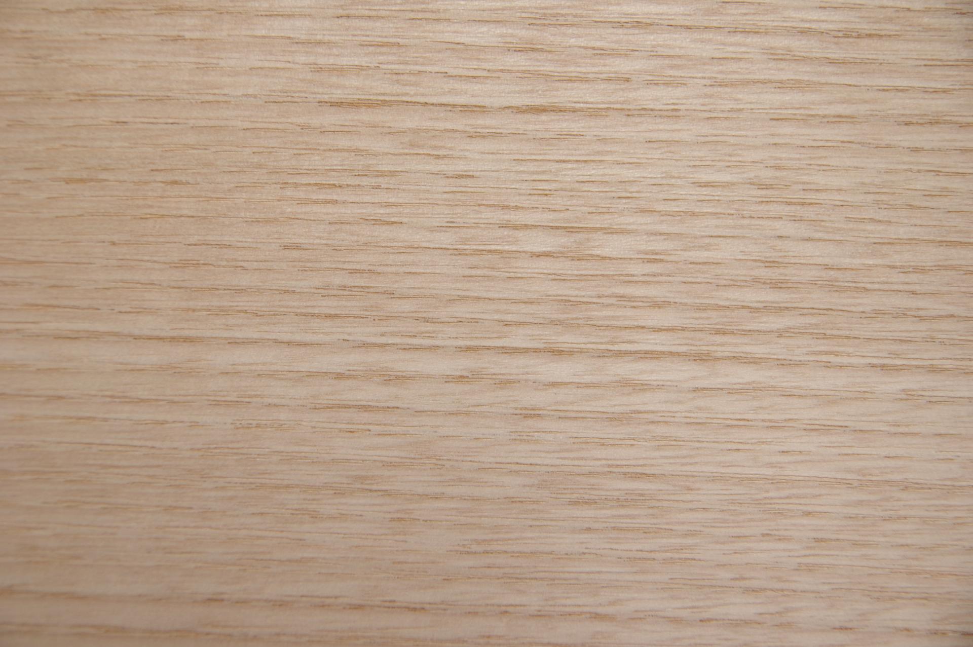 Chestnut, - veneer (0,6mm) - 2,35m² (22pcs. x 93cm x 11,5cm)