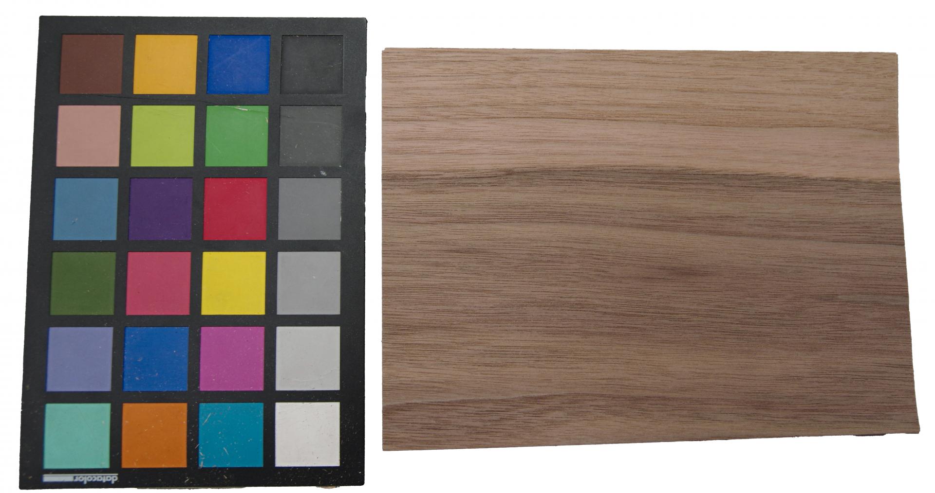 Nussbaum, amerikanischer -Furnier (0,6mm) - 0,87m² (26Stk. x 21cm x 16cm)