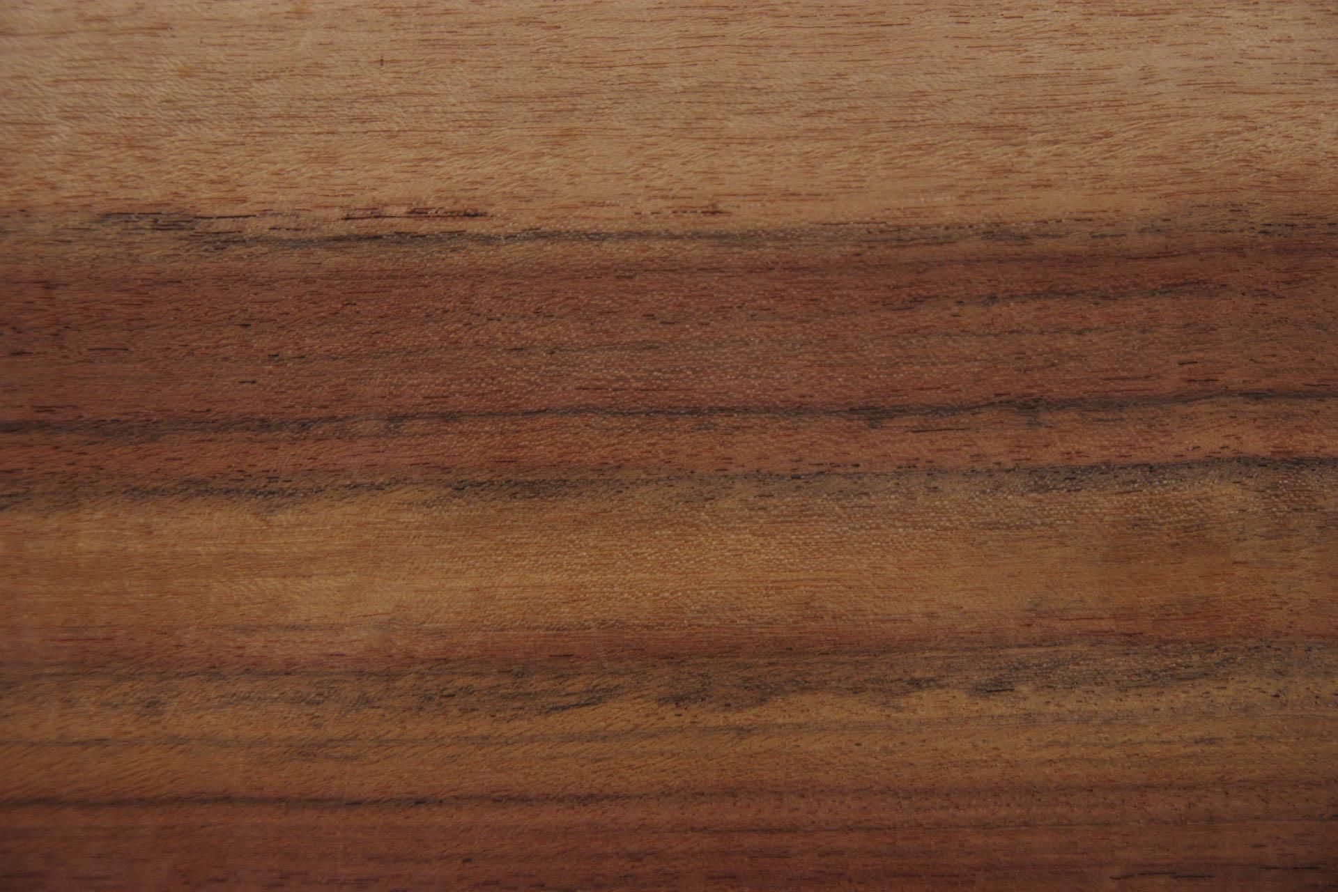 Ovangkol/ Amazakoue Furnier