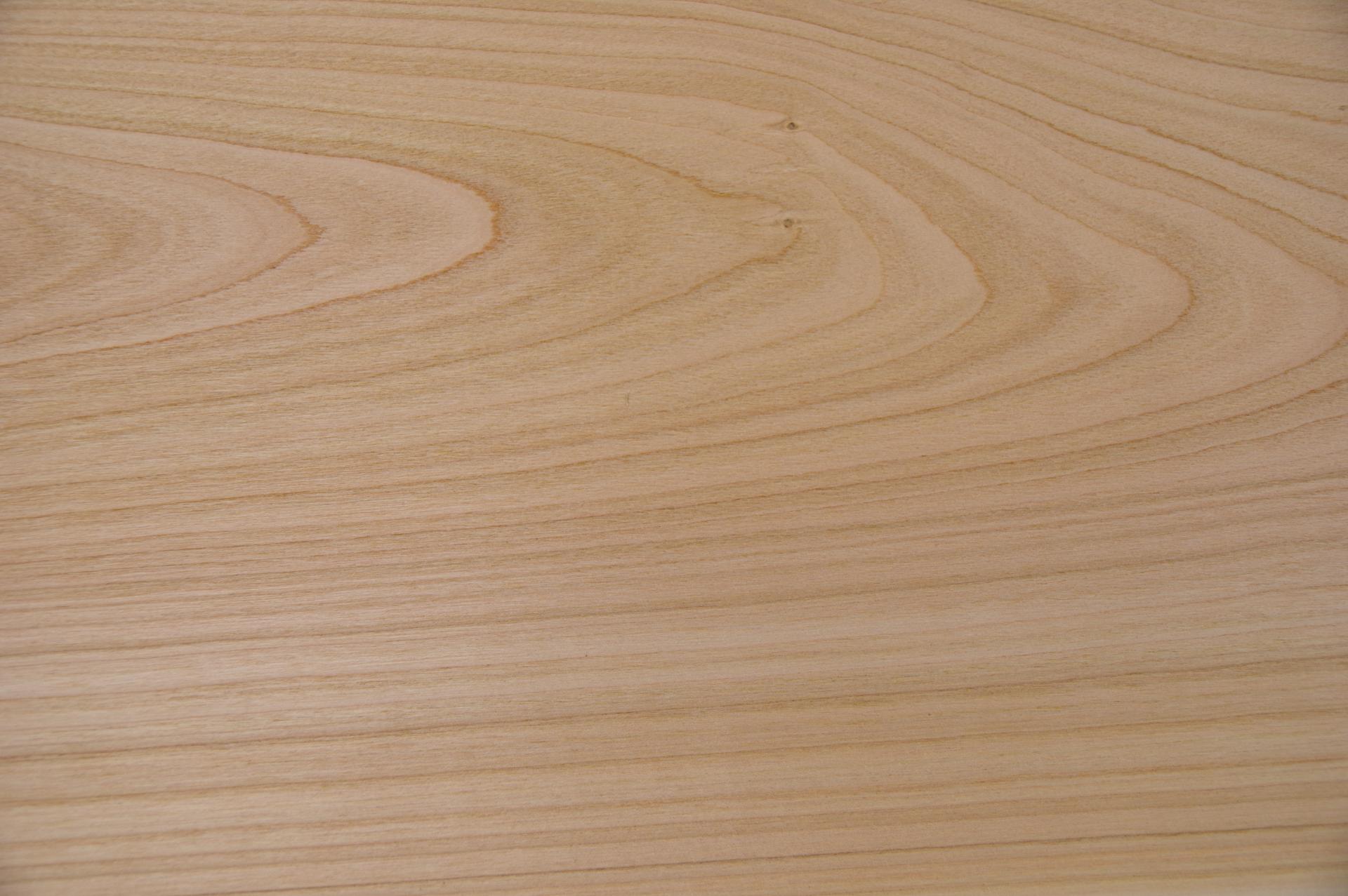 Kirschbaum, europäischer -Furnier (2,5mm) - 1,35m² (6Stk. x 92cm x 24,5cm)