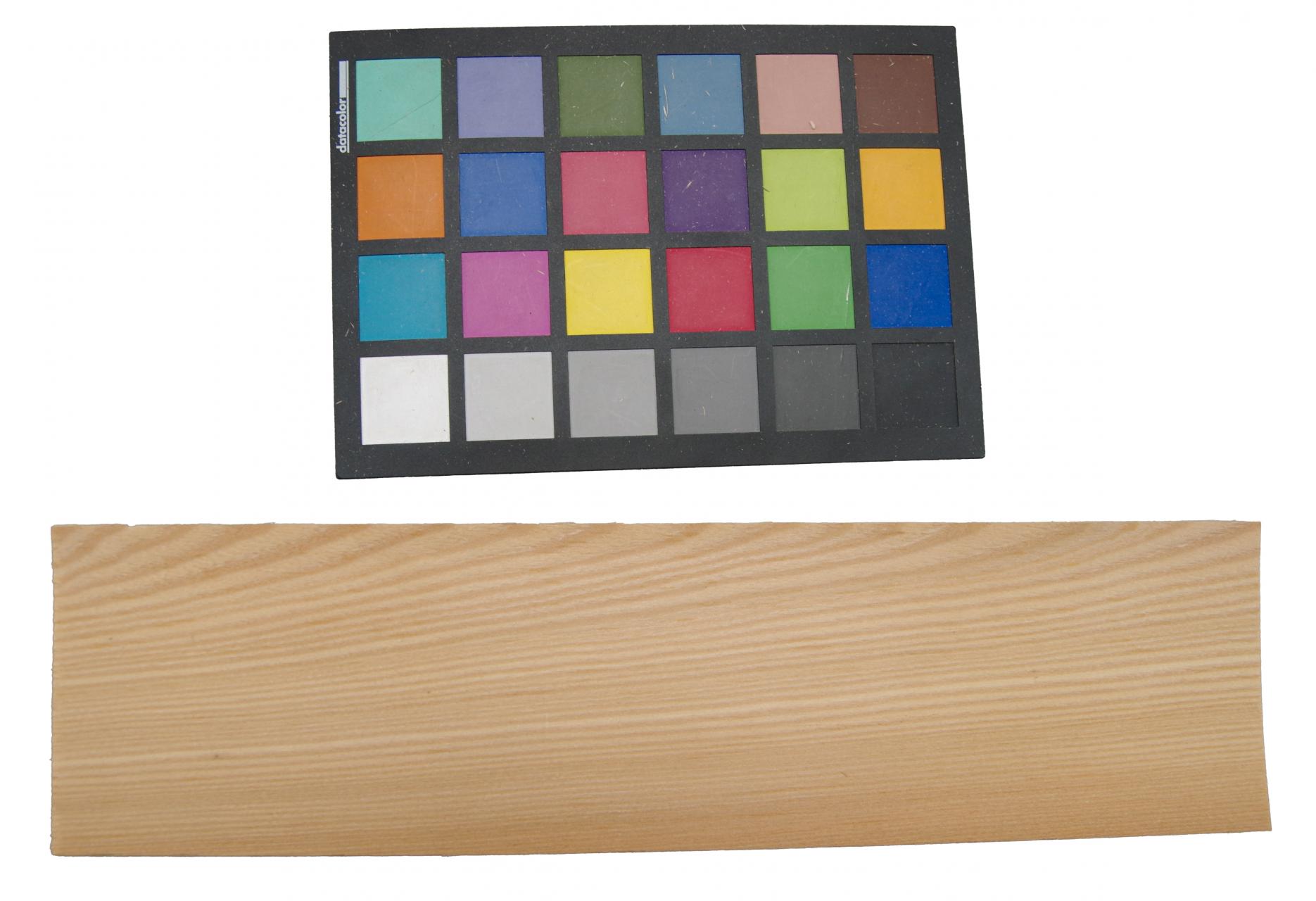Larch, - veneer (0,8mm) - 0,73m² (24pcs. x 34cm x 9cm)