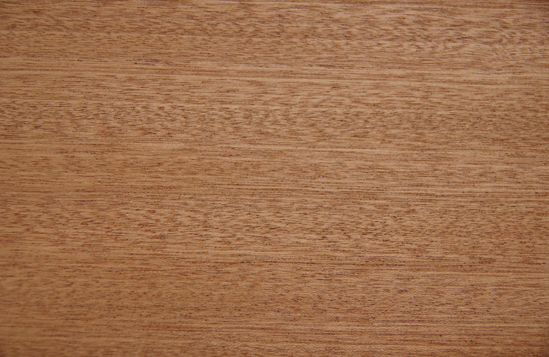 Mahogany Sapeli, - veneer (2,4mm) - 0,61m² (8pcs. x 64cm x 12cm)