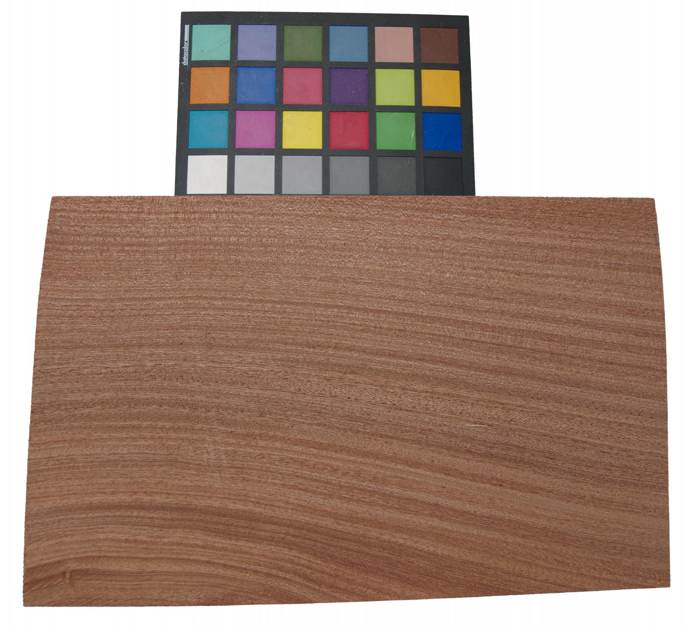 Mahogany Sapeli, - veneer (2,4mm) - 0,68m² (8pcs. x 37cm x 23cm)