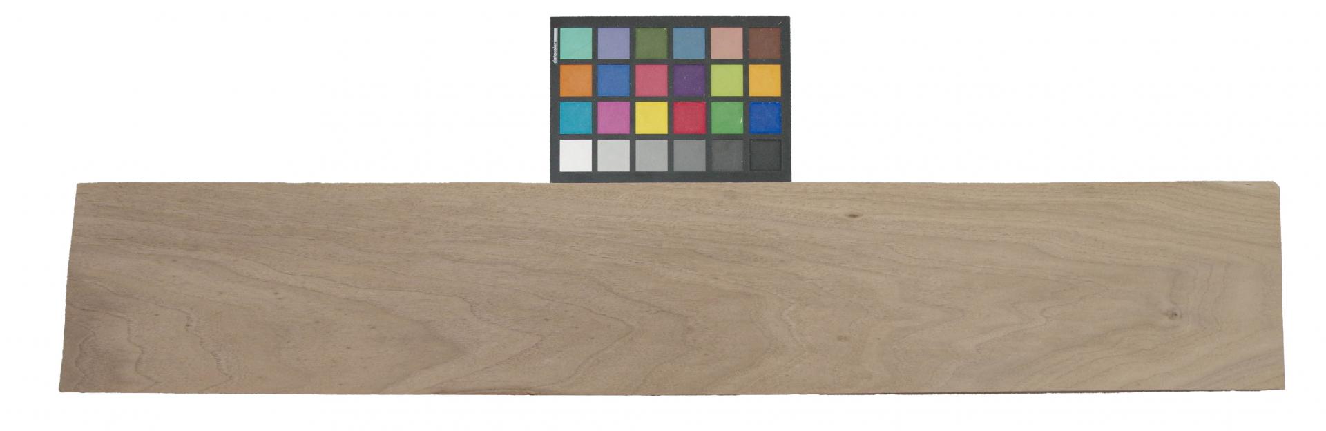European Walnut, - veneer (0,9mm) - 2,26m² (14pcs. x 98cm x 16,5cm)