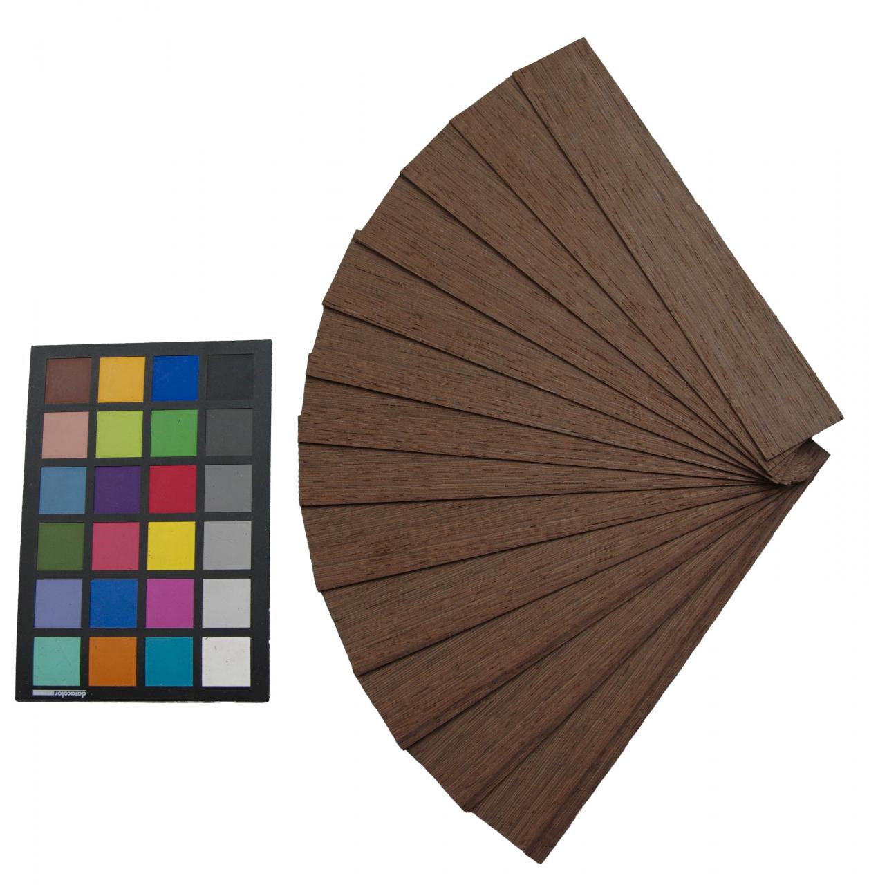 Wenge -Furnier (1,4mm) - 0,2m² (15Stk. x 26cm x 5cm)
