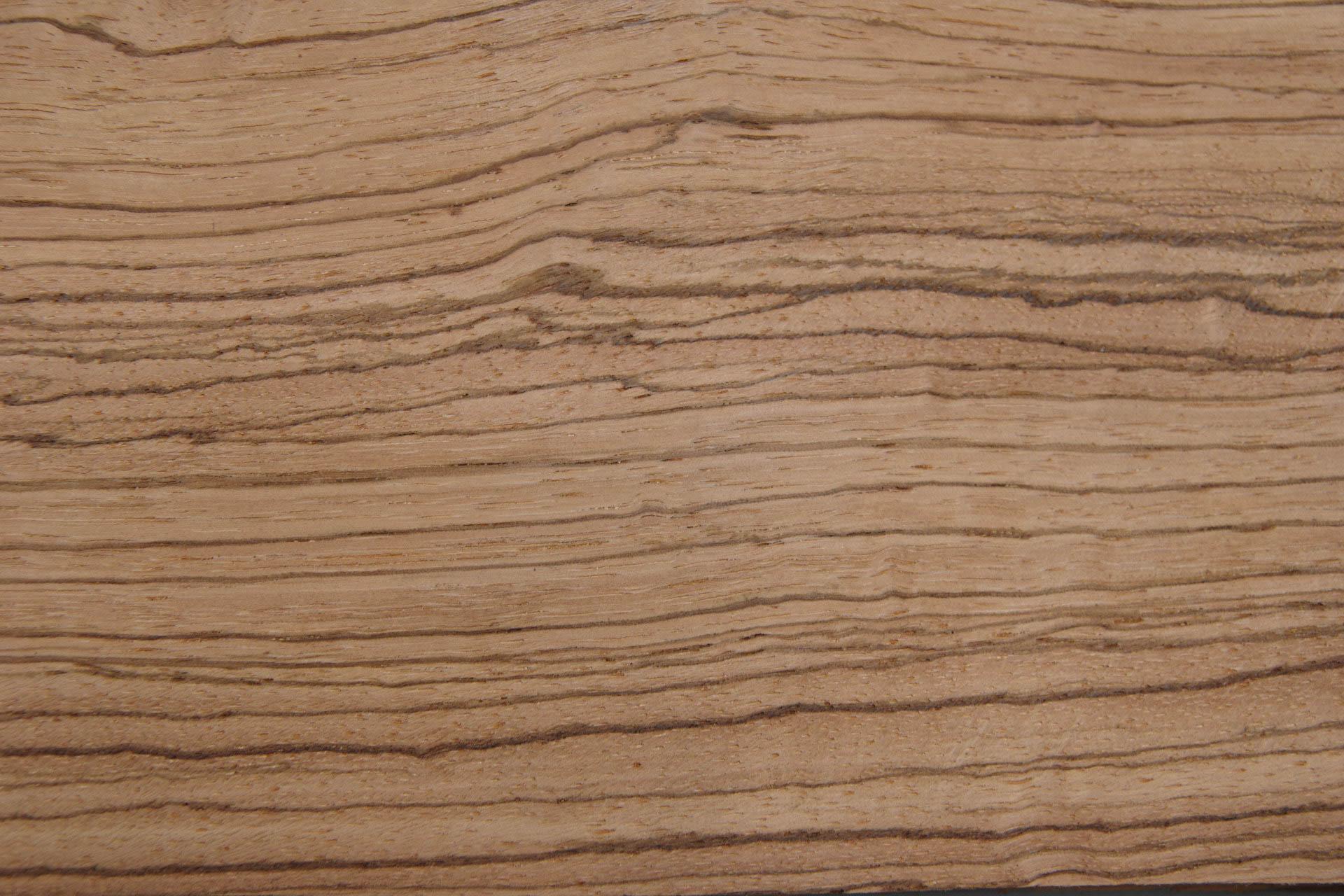 Zebrawood, - veneer (0,6mm) - 0,79m² (18pcs. x 38cm x 11,5cm)