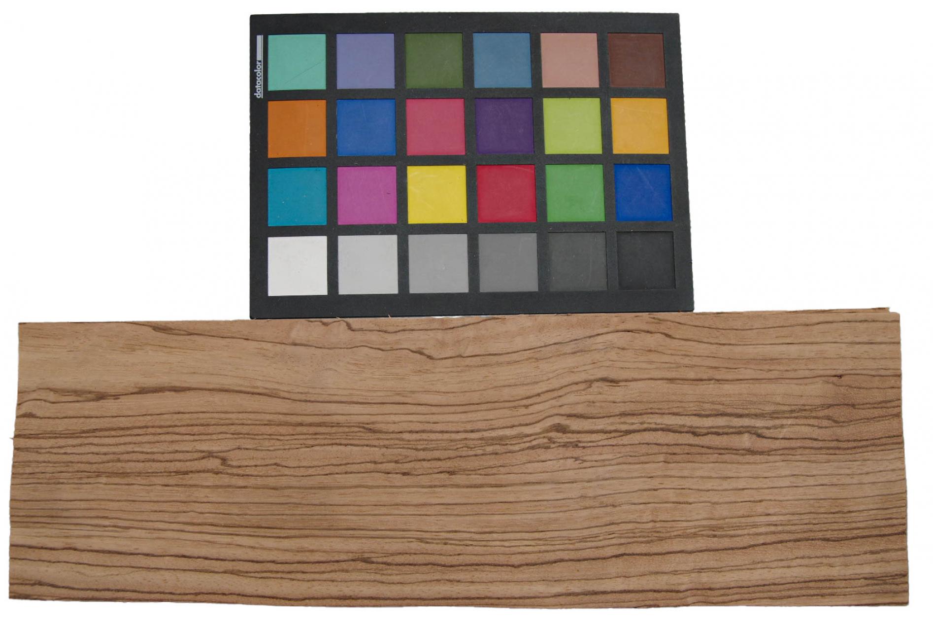 Zebrawood, - veneer (0,6mm) - 0,79m² (18pcs. x 38cm x 11,5cm)