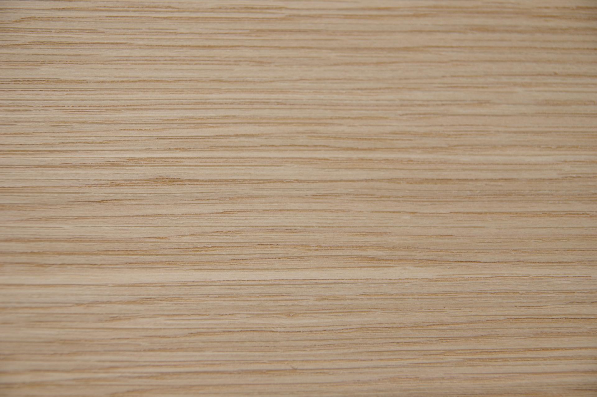 Eiche, europäische -Furnier (0,9mm) - 0,76m² (6Stk. x 127cm x 10cm)