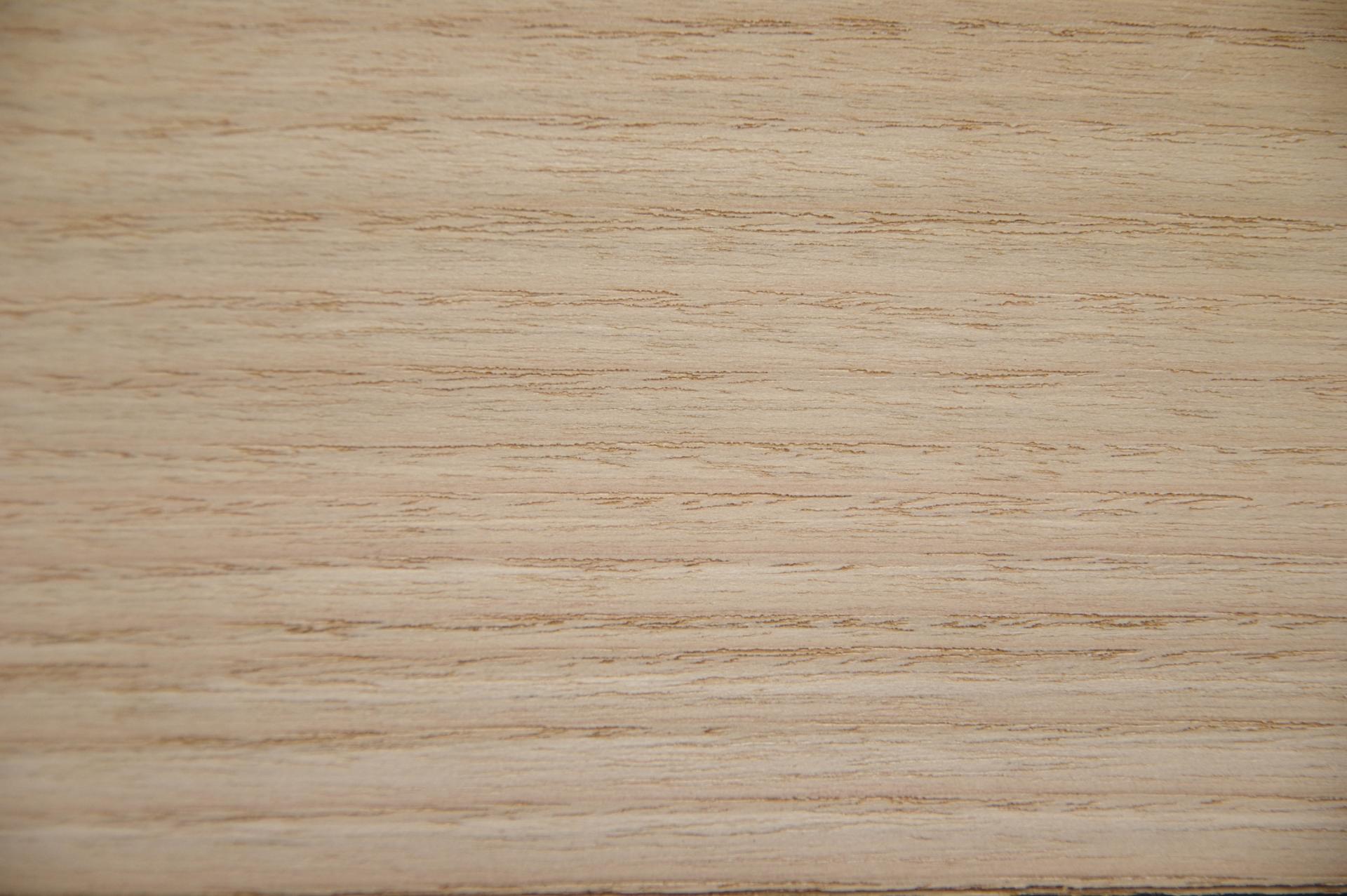 Chestnut, - veneer (0,6mm) - 1,96m² (20pcs. x 98cm x 10cm)