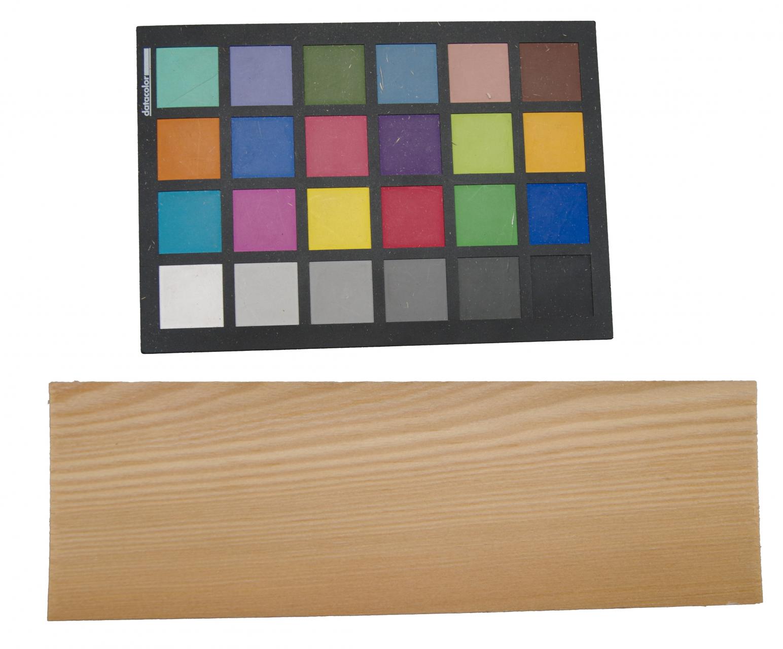 Lärche -Furnier (0,8mm) - 0,55m² (24Stk. x 27cm x 8,5cm)