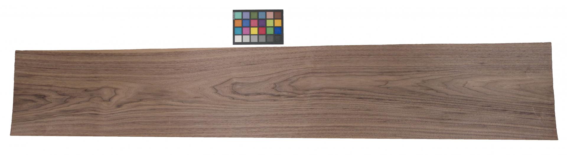 Nussbaum, amerikanischer -Furnier (0,6mm) - 21,65m² (32Stk. x 205cm x 33cm)