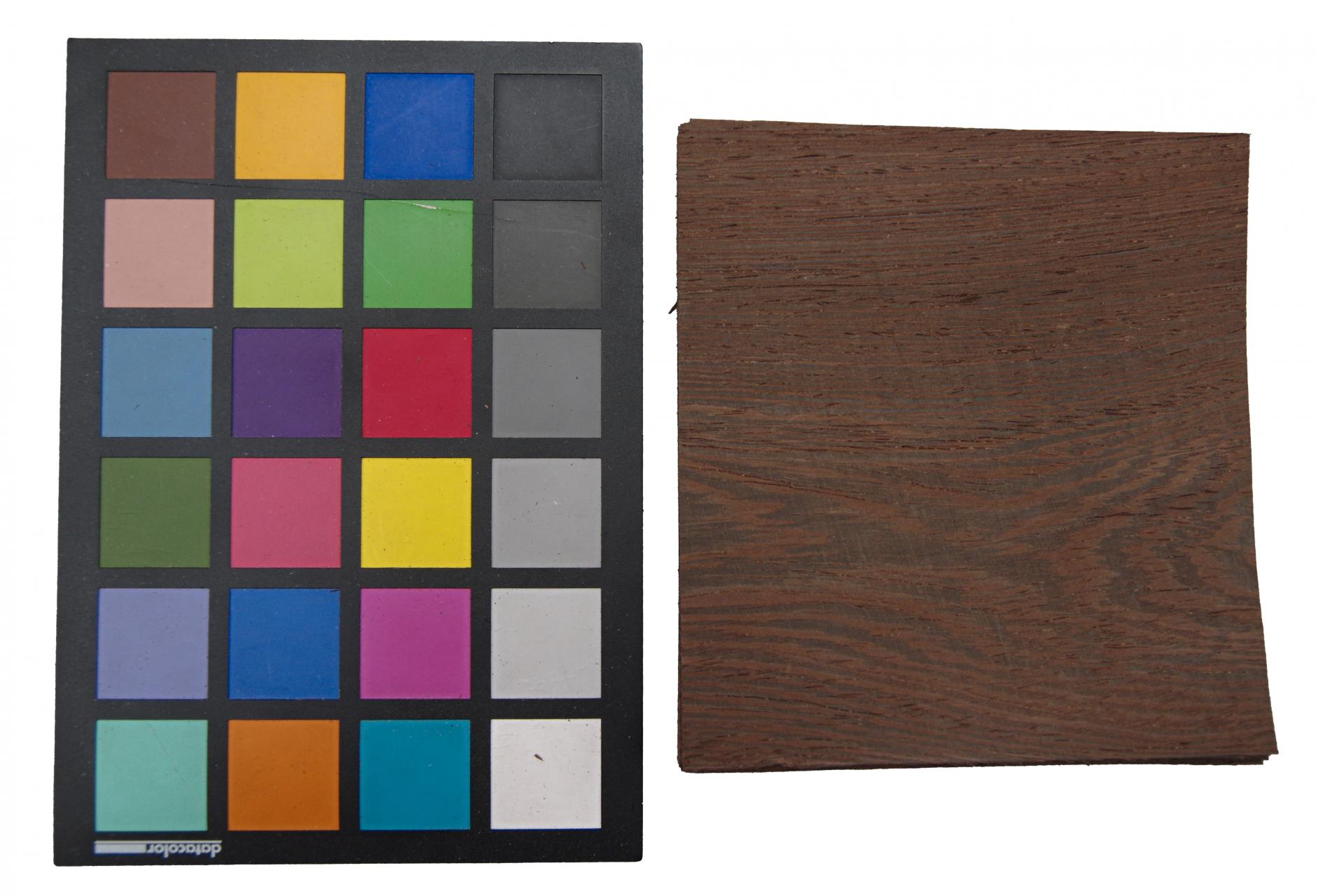 Wenge, - veneer (0,6mm) - 0,3m² (16pcs. x 13cm x 14,5cm)